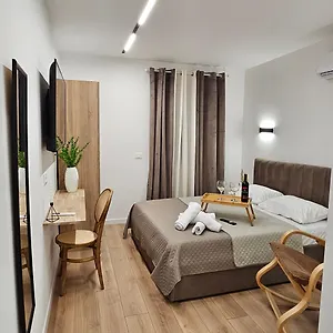 Bllok Scandi 1 Self-check-in Tirana